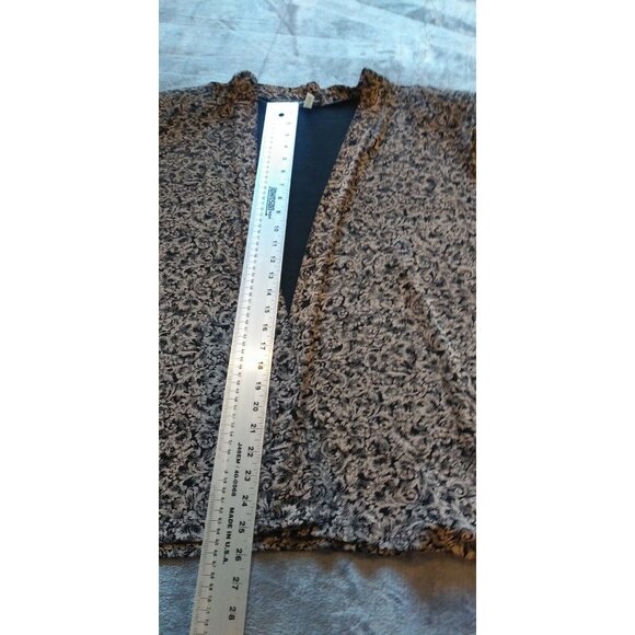 New Made in Heaven Plus Size 1X Black Ivory Floral Open Front Cardigan Sweater - Picture 8 of 8